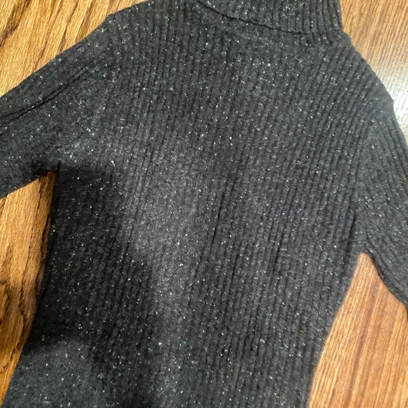 Autumn Cashmere xs speckled dark gray sweater - Picture 4 of 4